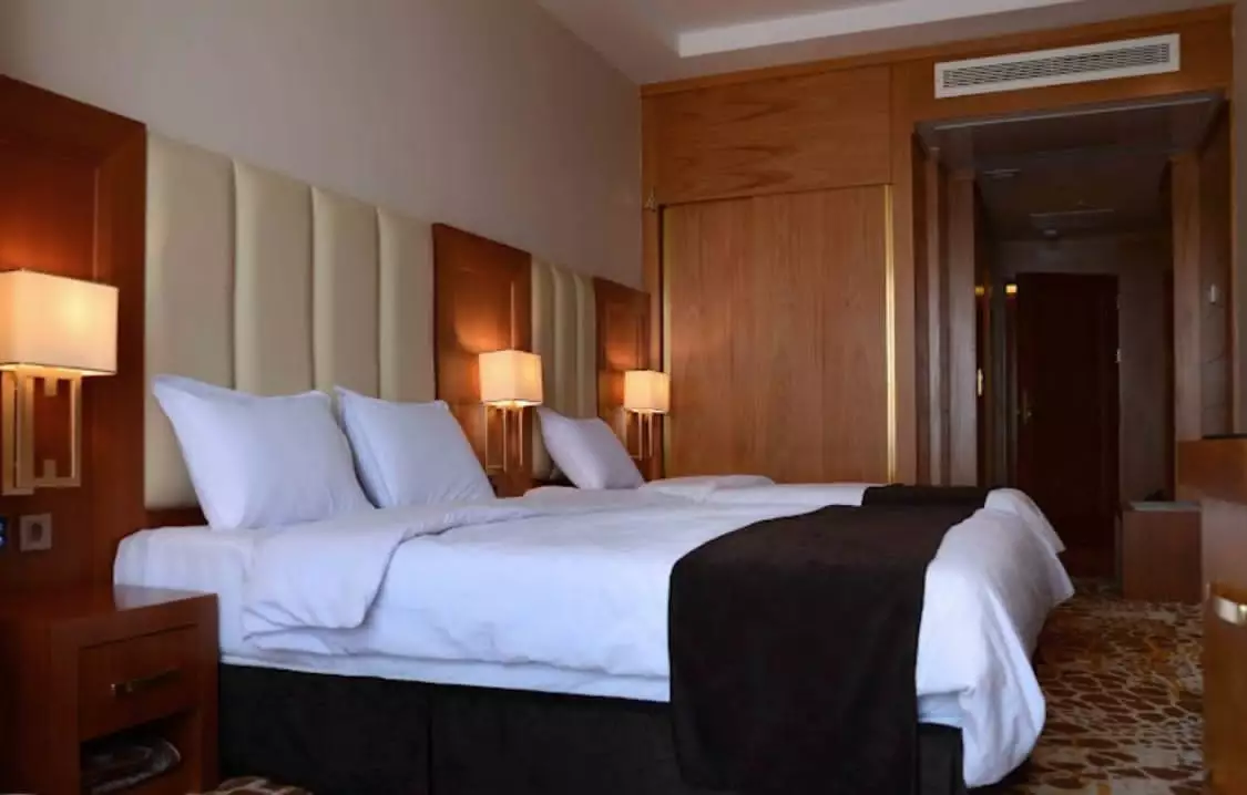 هتل شهدای خلیج فارس (سارینا سابق) مشهد